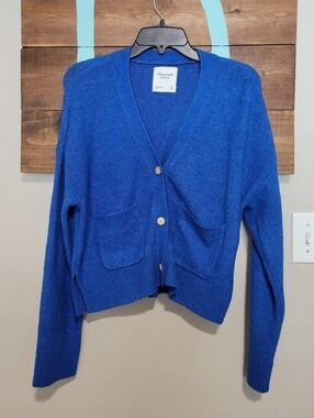 Abercrombie & Fitch Cobalt Blue V-Neck Boxy Side Slits Cozy Button Cardigan XS